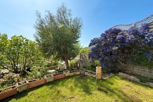 Photo 36- click for photo gallery